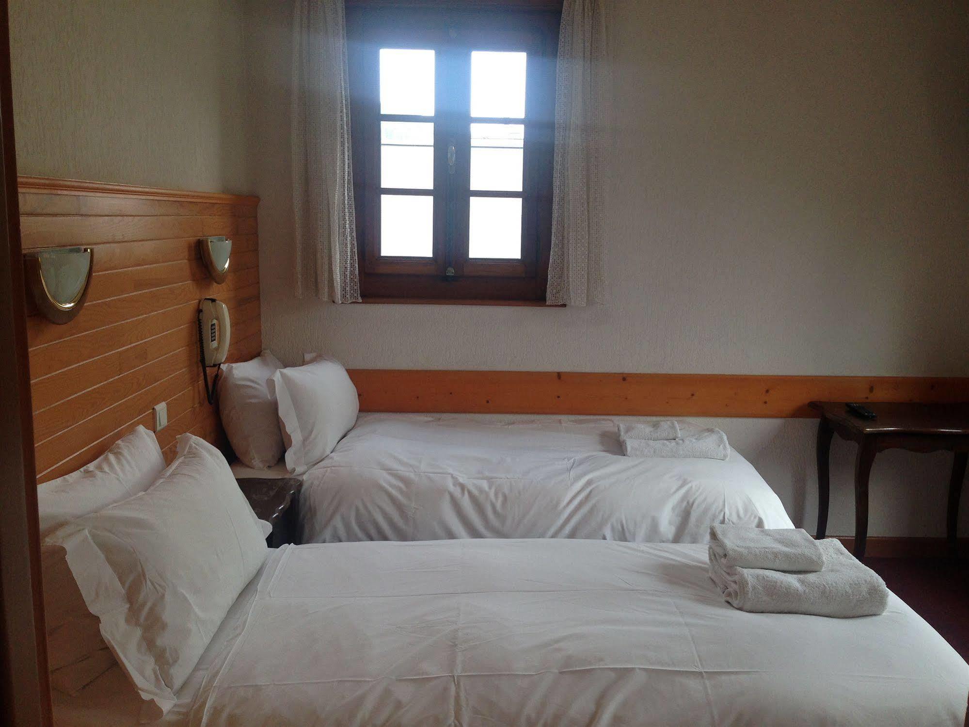 Hotel L'Aubergade Morzine Bagian luar foto