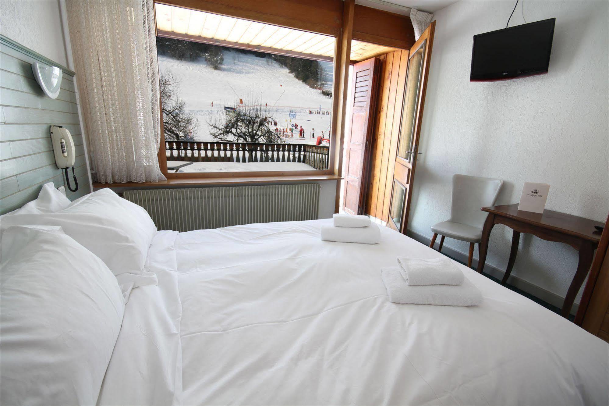 Hotel L'Aubergade Morzine Bagian luar foto